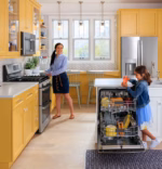 GE GE(R) ENERGY STAR(R) 27.7 Cu. Ft. Fingerprint Resistant French-Door Refrigerator GFE28GYNFS (15)