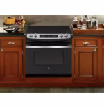 GE GE(R) 30" Drop-In Electric Range JD630STSS (5)